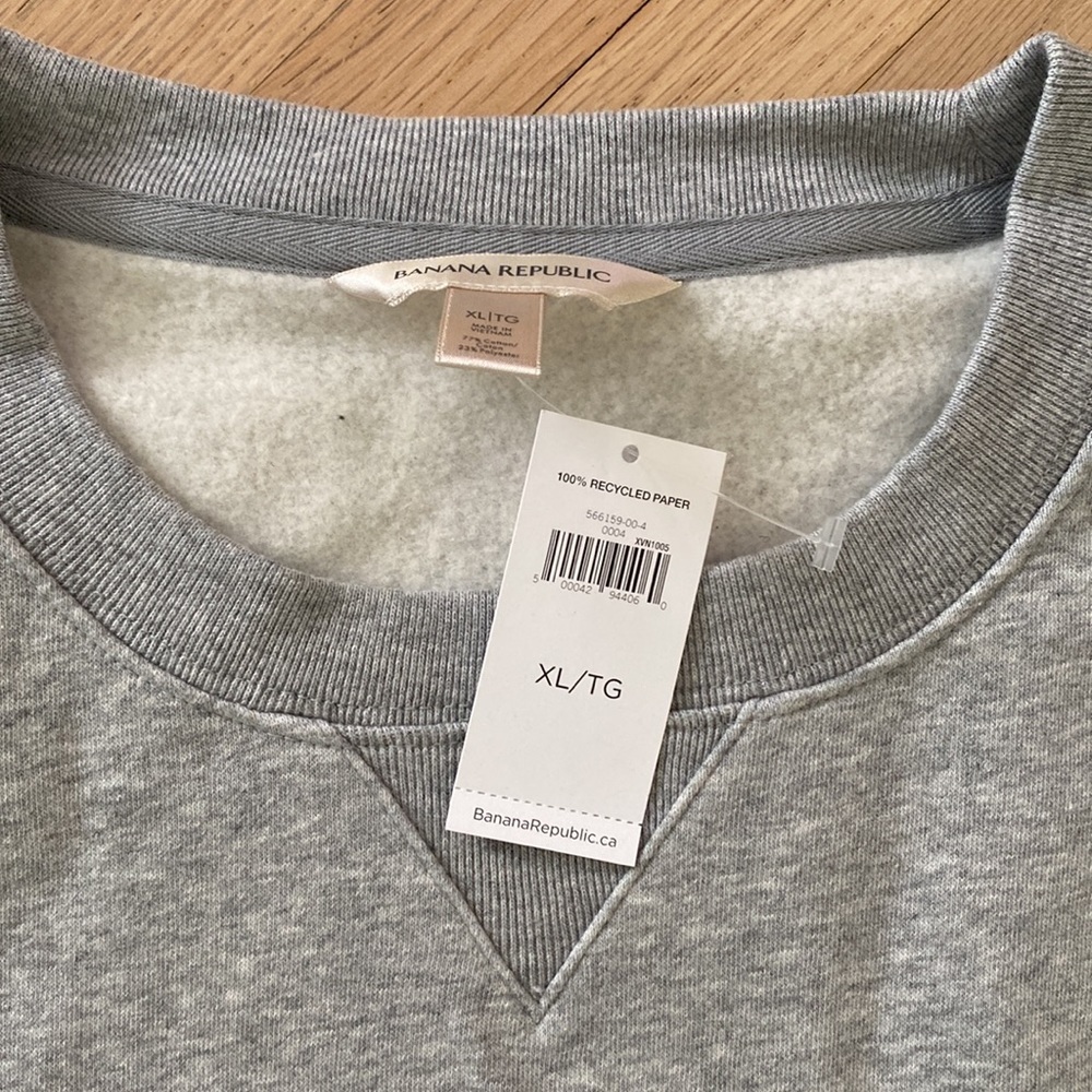 Banana Republic Oversize Crop Sweatshirt - Picture 6 of 11